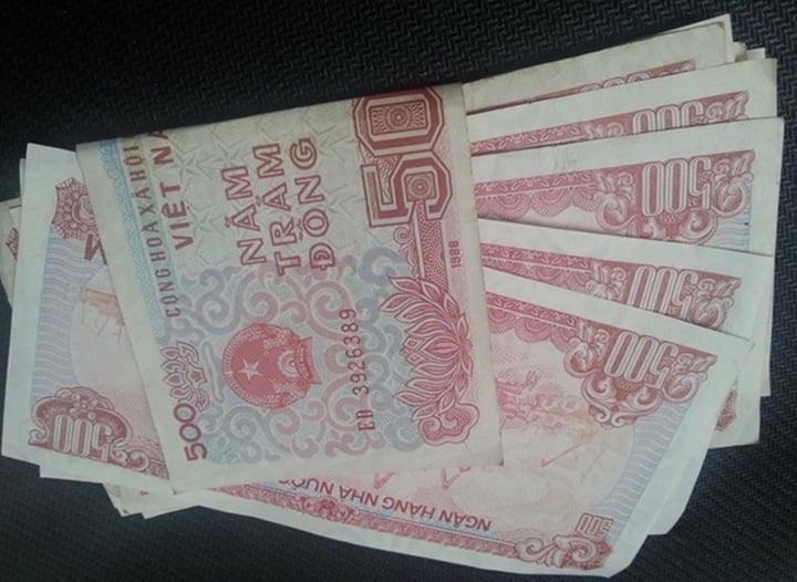 Tiền 500 đồng và ý nghĩa khi mơ thấy đánh đề