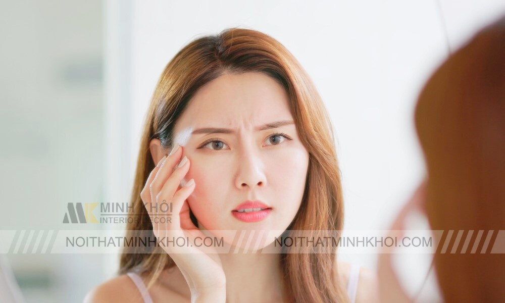 Mắt phải giật nữ có hên xui không