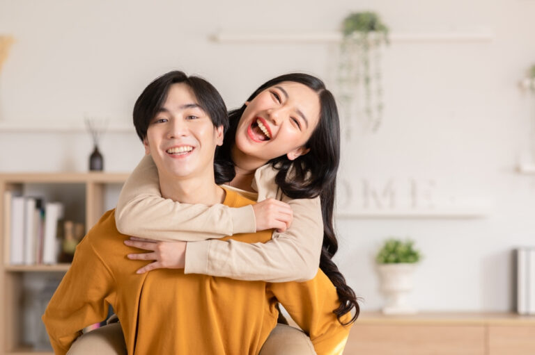 Chồng 1993 vợ 1992 sinh con năm nào hợp