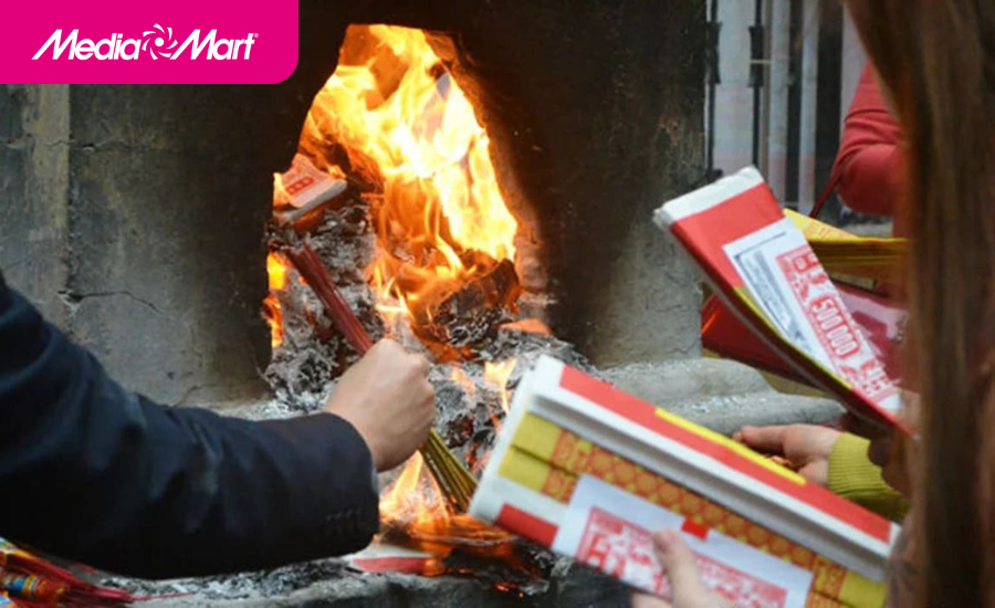 Bài cúng hóa vàng sau tết đúng chuẩn truyền thống