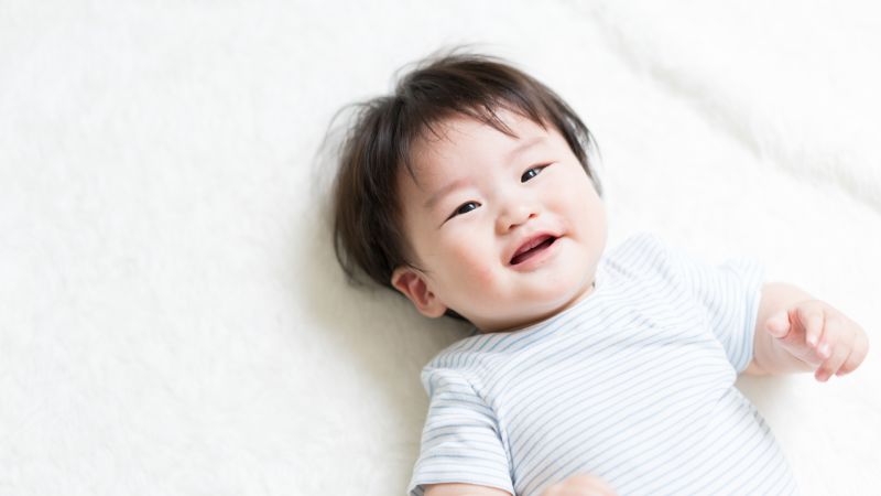 Bé gái dễ thương với những tên con gái hay