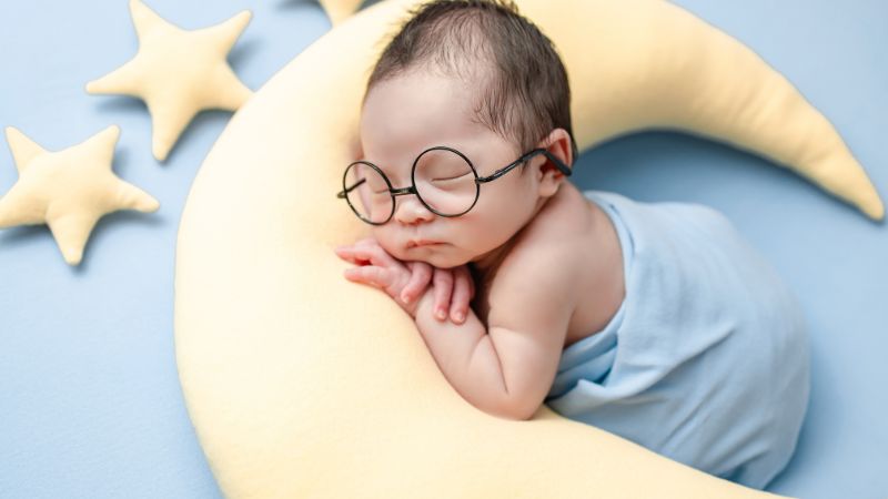 Bé gái dễ thương với những tên con gái hay