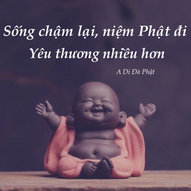 Người đi bộ chậm trên đường phố