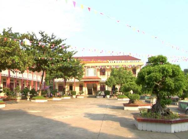 Học sinh mơ thấy đi học trên lớp