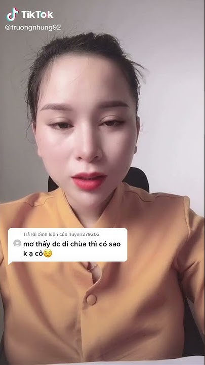 Người đi chùa cầu bình an trong giấc mơ