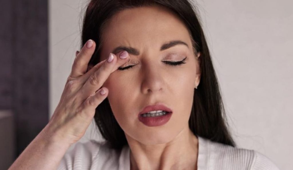 Cách giảm giật mắt phải ở nữ