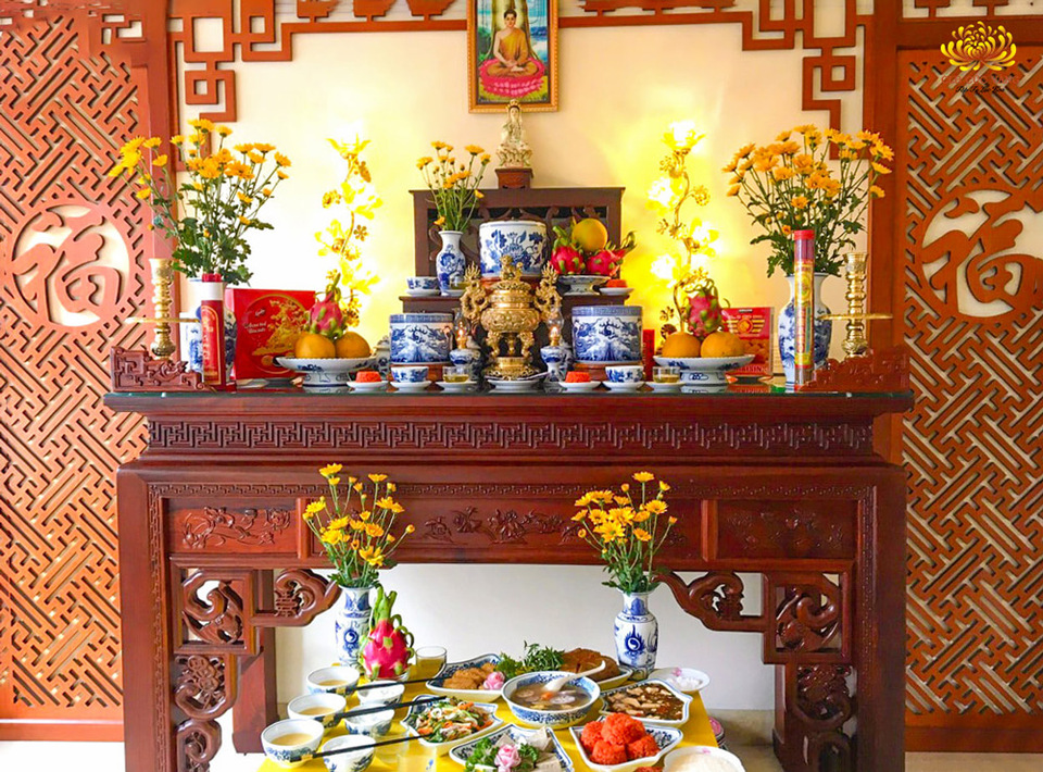 Mâm cúng đất cuối năm truyền thống đầy đủ lễ vật