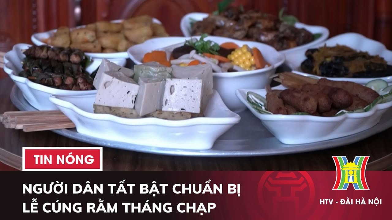 Người đọc bài cúng ngày rằm tại nhà