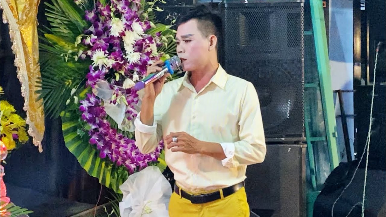 Bài cúng các bác ngoài sân đầy đủ và trang trọng