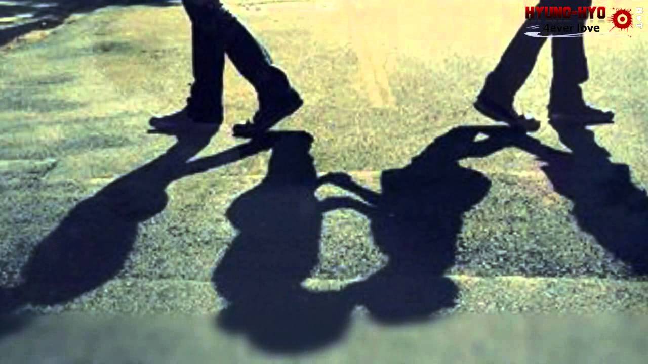 Người đang lo lắng vì mơ thấy lạc đường