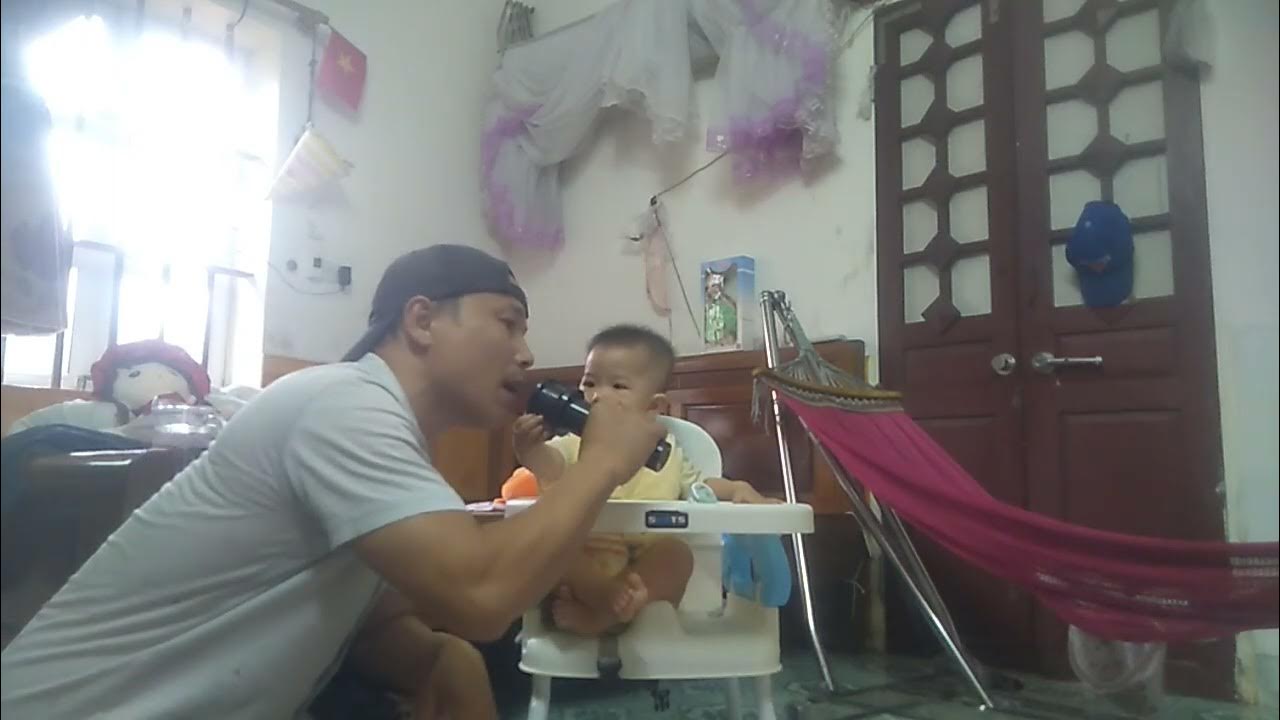 Bé gái xuất hiện trong giấc mơ ban đêm