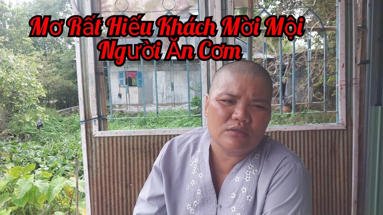 Người mơ thấy mình đang ăn cơm trong giấc mơ