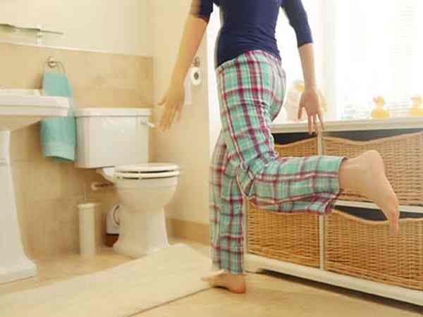 Người nằm mơ thấy đi vệ sinh đánh đề số gì