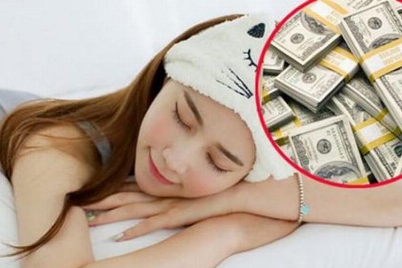 Người mơ thấy được cho tiền trong giấc mơ