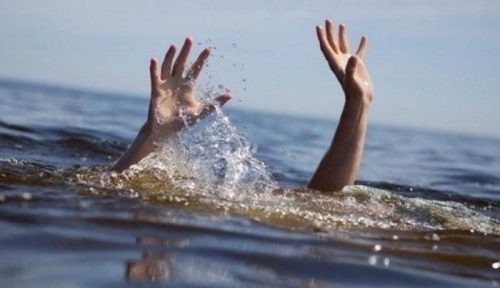 Mơ thấy người thân chết đuối nên đánh con gì