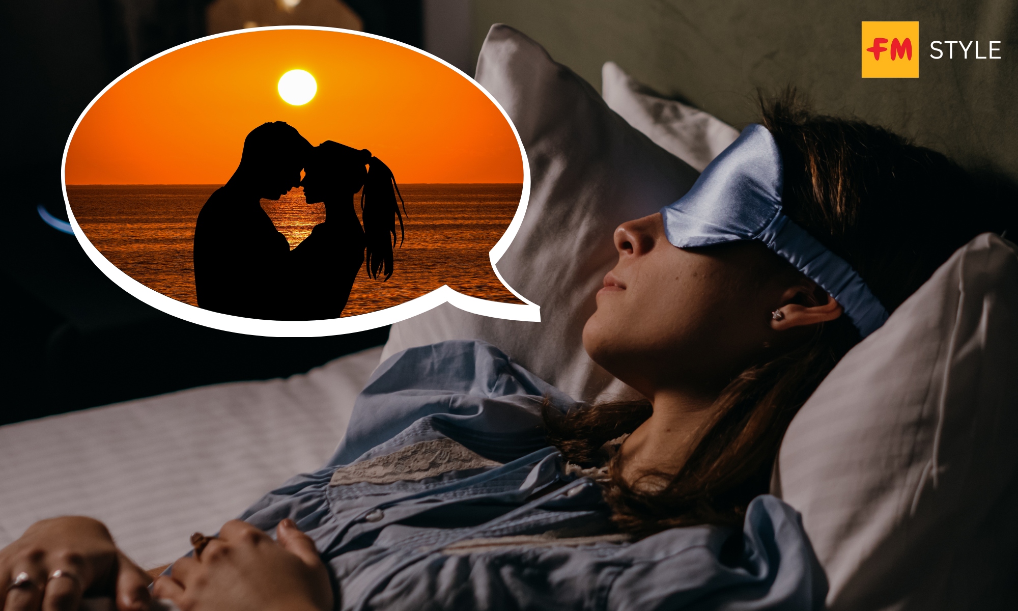 Cô gái mỉm cười hạnh phúc bên người yêu trong mơ