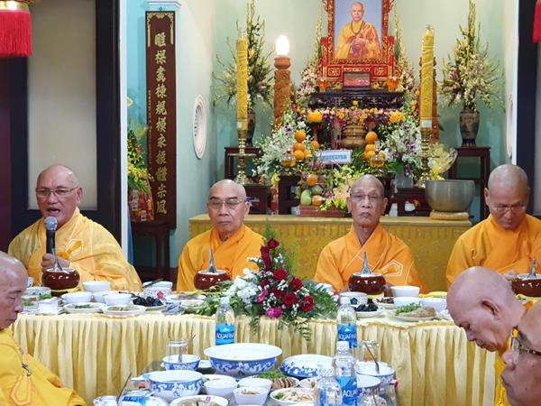 Người mơ thấy đi chùa nên đánh đề số mấy