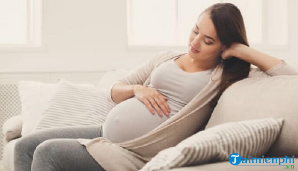 Phụ nữ nằm mơ thấy mình có bầu