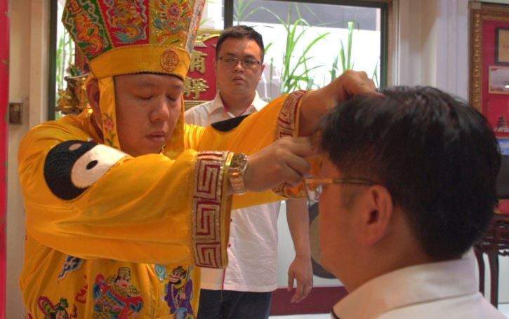 Ma nữ xuất hiện trong giấc mơ và con số may mắn