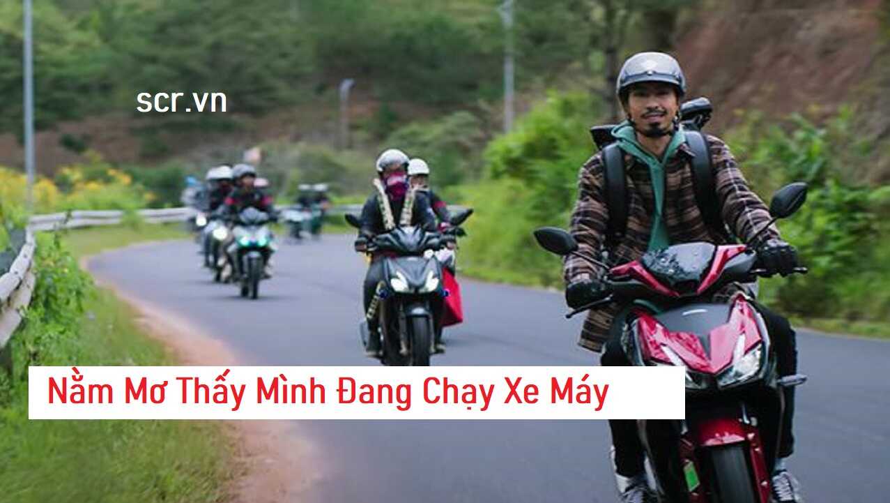 Người nằm mơ thấy mình đang chạy xe máy trên đường