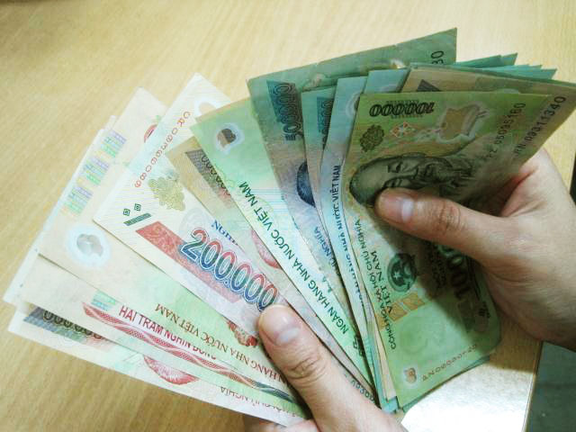 Tiền 500 đồng và ý nghĩa khi mơ thấy đánh đề