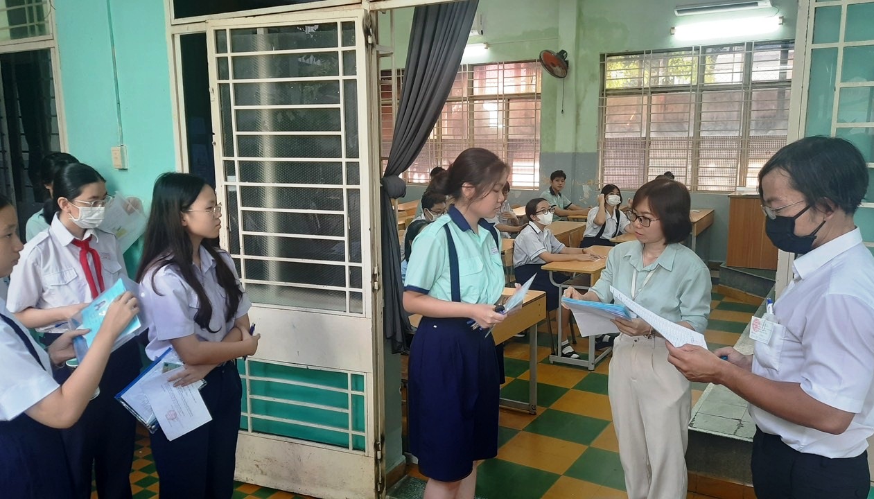 Học sinh sinh năm 2010 học lớp mấy năm 2026