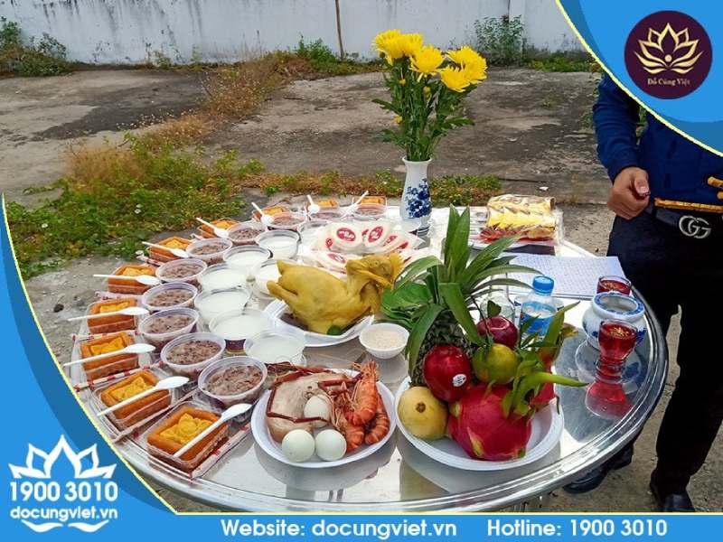 Mâm cúng đất cuối năm truyền thống đầy đủ lễ vật