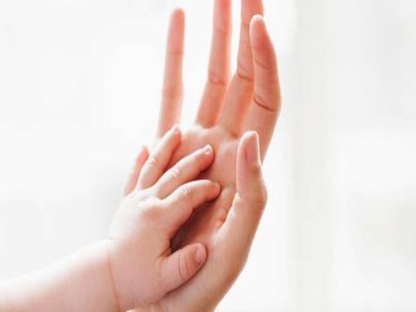 Cách xem chỉ tay đường con cái đúng