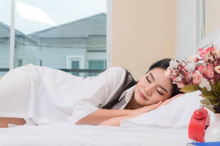 Vợ mang thai trong giấc mơ nên đánh con gì