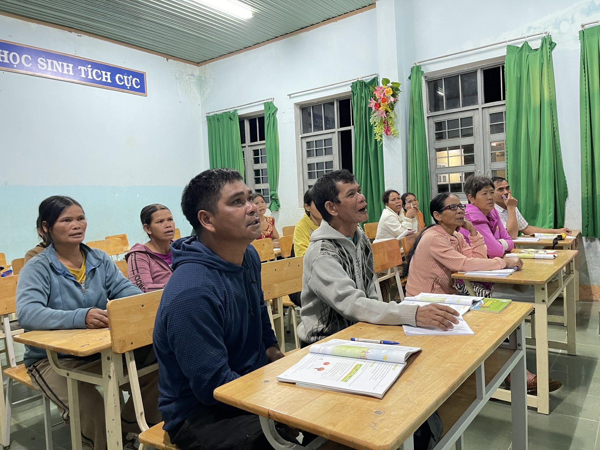 Mơ thấy mình đi học nên đánh đề con gì