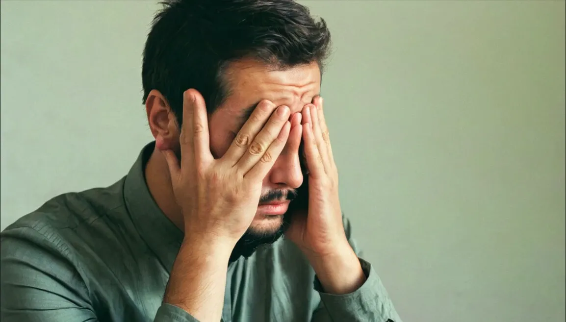 Mắt trái giật ở nam giới