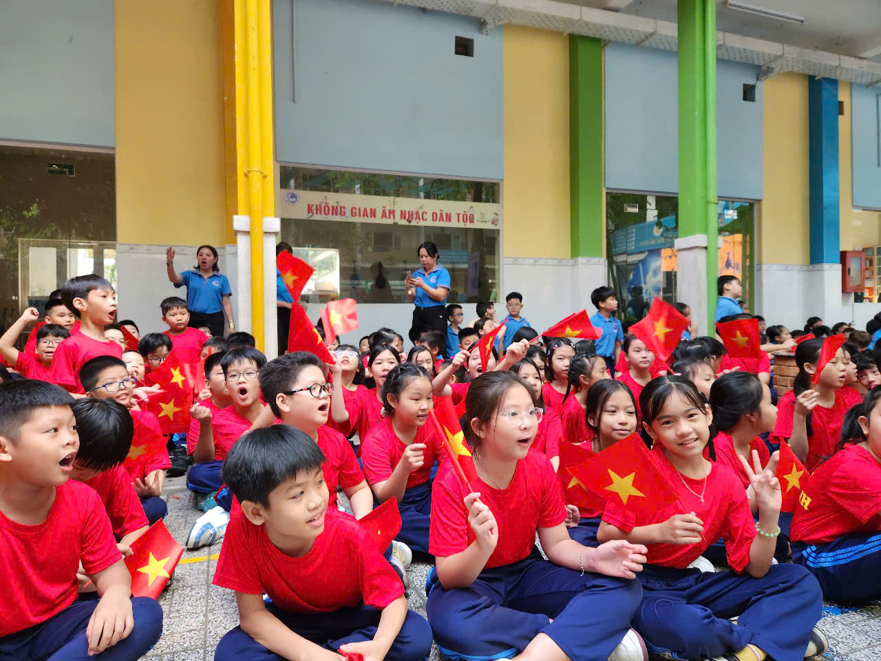 Học sinh sinh năm 2009 học lớp mấy năm 2026